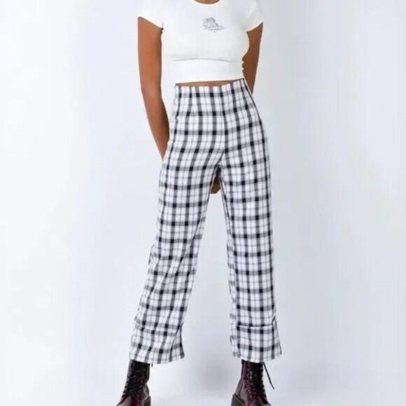 Princess Polly size 0 Euros pants black/white plaid - Picture 2 of 5